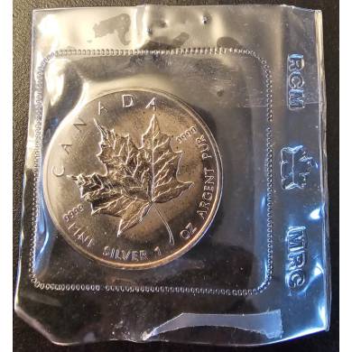 1989 Canada $5 Dollars Maple Leaf  99,99% Fine Silver 1 oz Coin *** COIN MAYBE TONED ***
