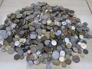 Mixed Foreign Currency - You receive 1 Pound Total
